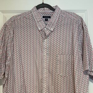 Club Room Men's White and Red Geometric Shirt